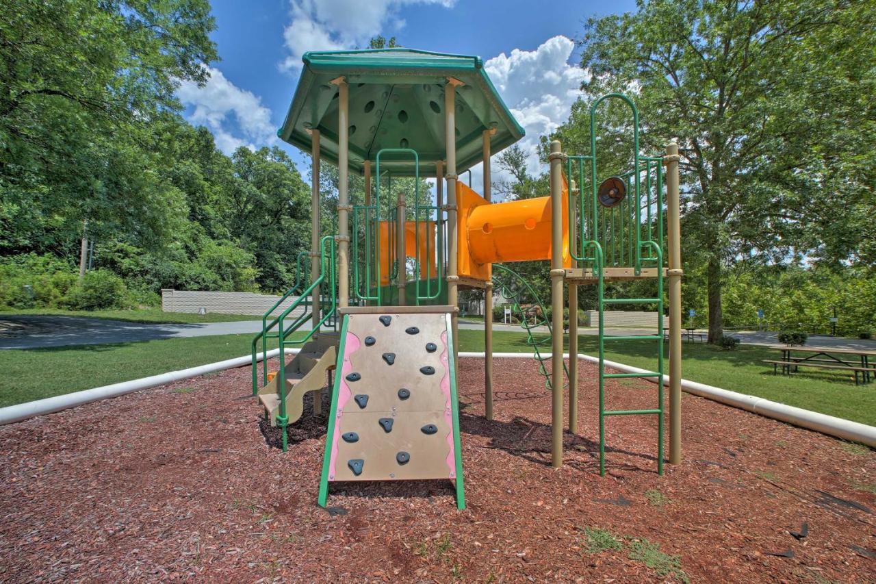 Condo With Balcony And Grill 3 Mi To Moonshine Beach! Branson Exterior foto